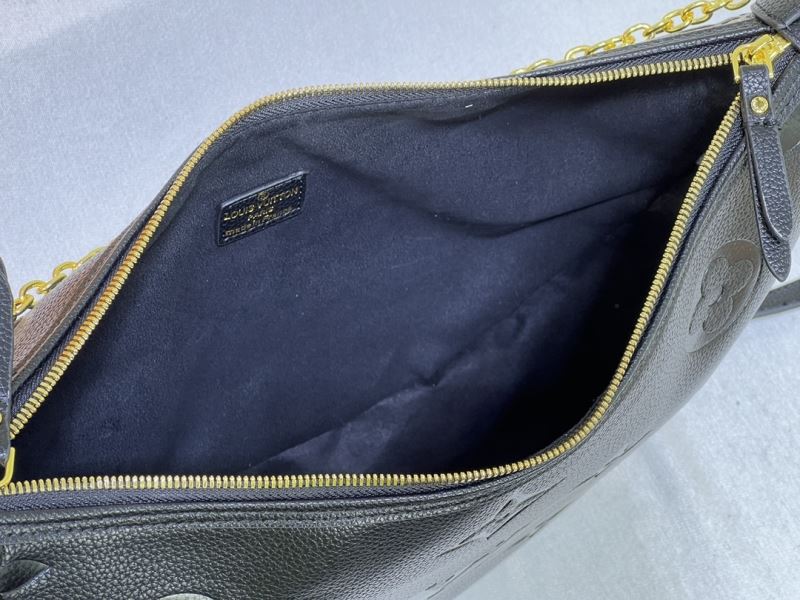 Louis Vuitton Hobo Bags